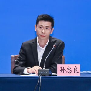 孙忠良 孙忠良